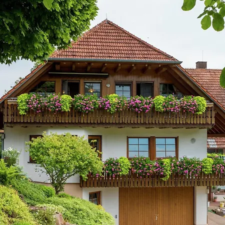 Schwarzwald-ferienwohnung Auf Dem Bauernhof, Cleaning Included Дом отдыха *