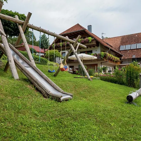 Schwarzwald-ferienwohnung Auf Dem Bauernhof, Cleaning Included